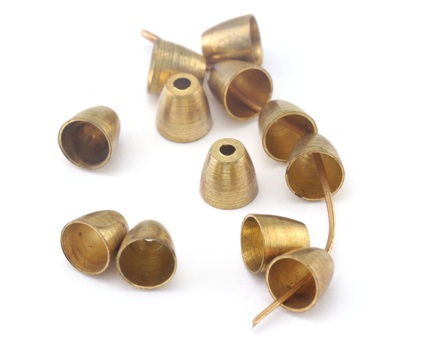 cone end caps raw brass 5.7x5.2mm (Caps inner 5mm)(Top hole 1.5mm) ENC5 OZ2628