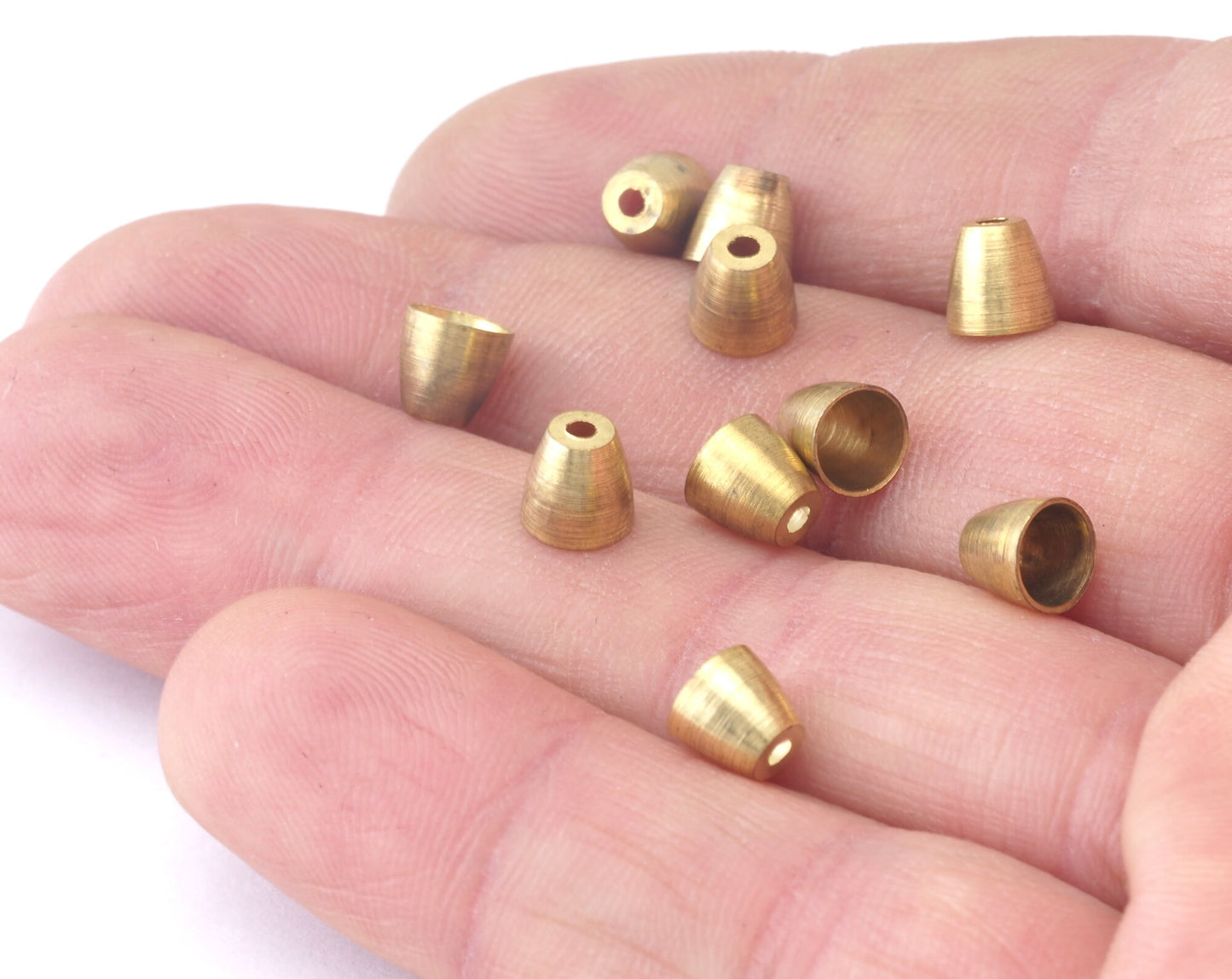 cone end caps raw brass 5.7x5.2mm (Caps inner 5mm)(Top hole 1.5mm) ENC5 OZ2628