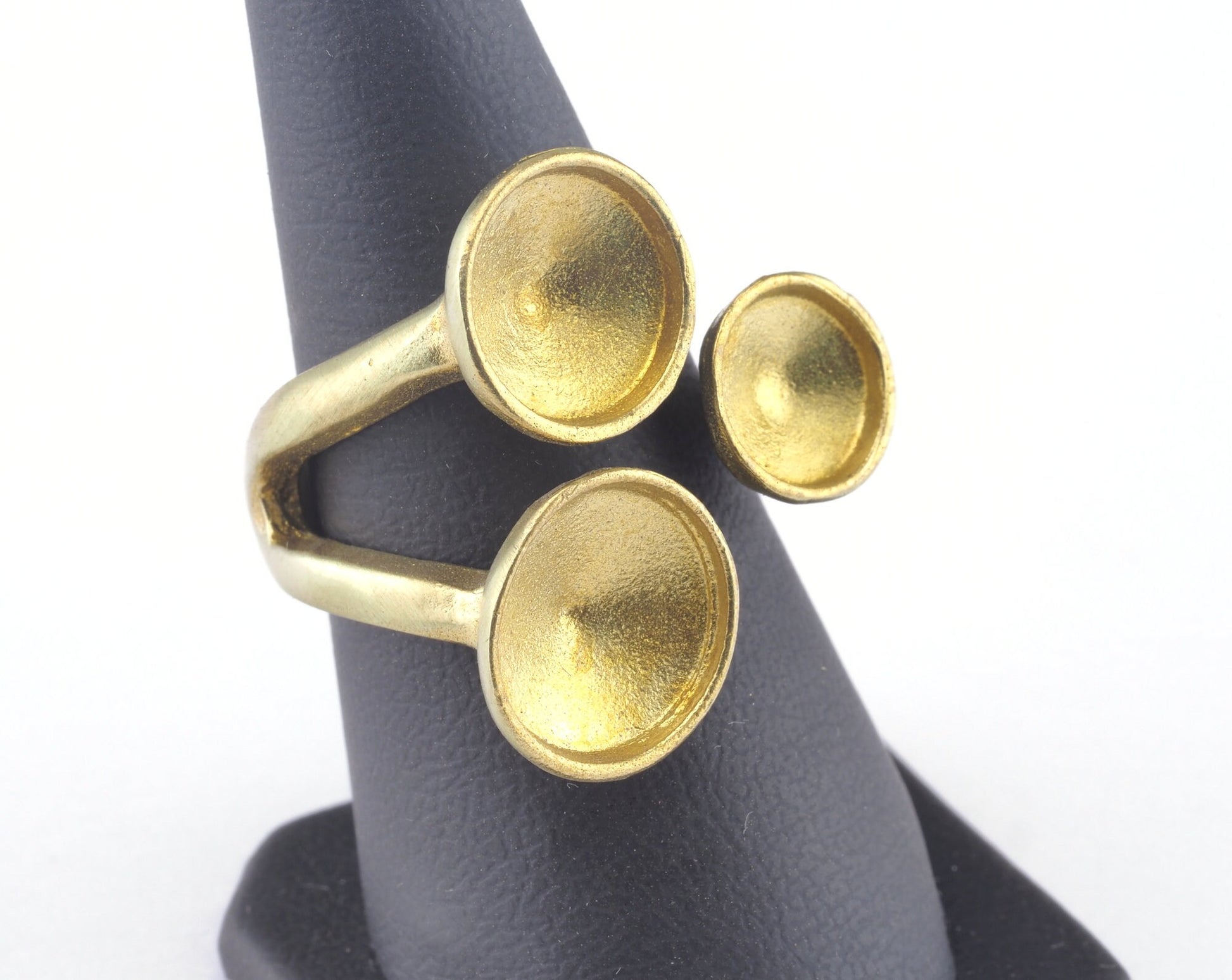 Ring Adjustable Ring Bezel 23x24mm Raw brass (19mm 9US inner size - Adjustable ) OZ2630