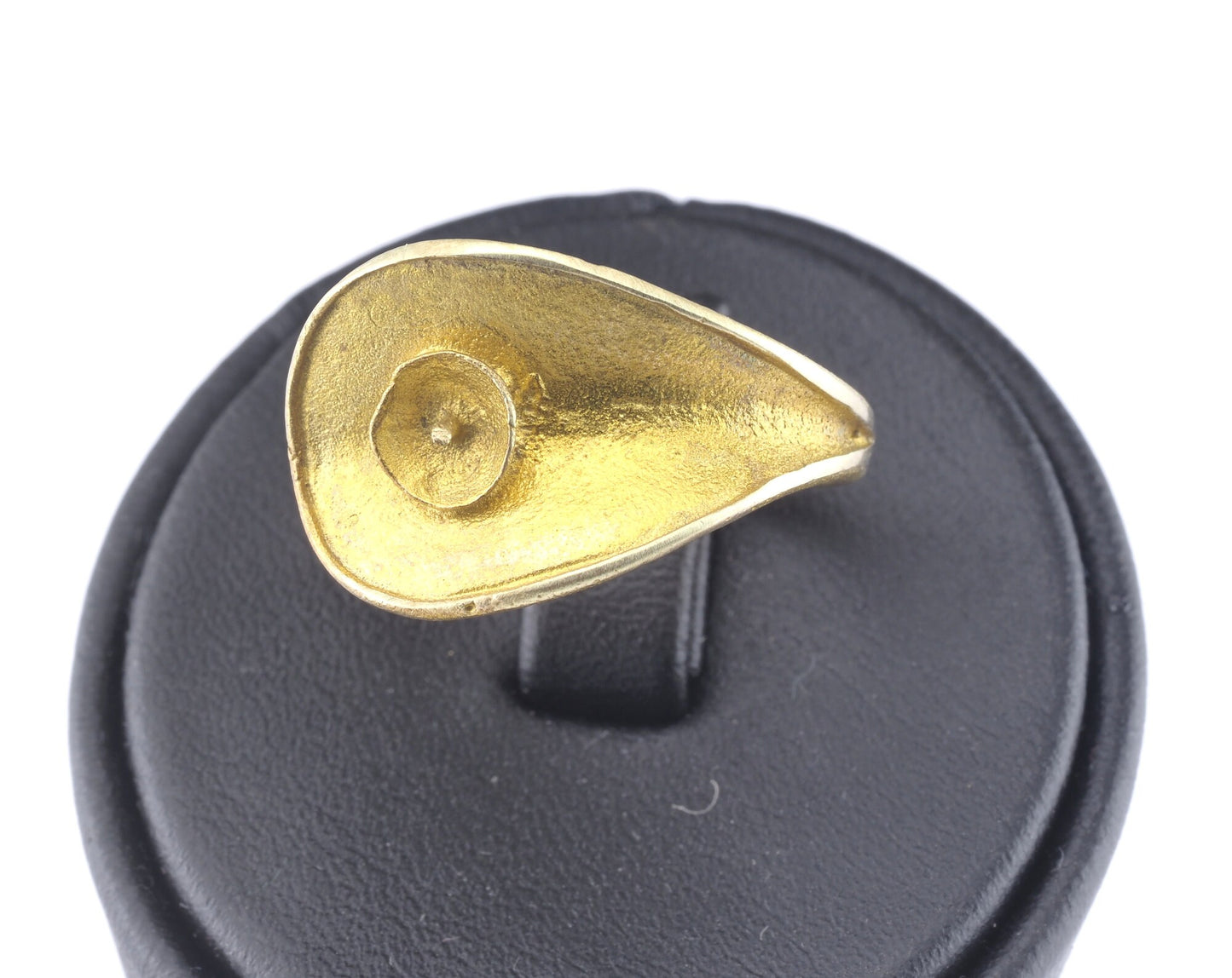 Ring Adjustable Ring Bezel (for 6mm half drilled ball) Raw brass (18mm 8US inner size - Adjustable ) OZ2102