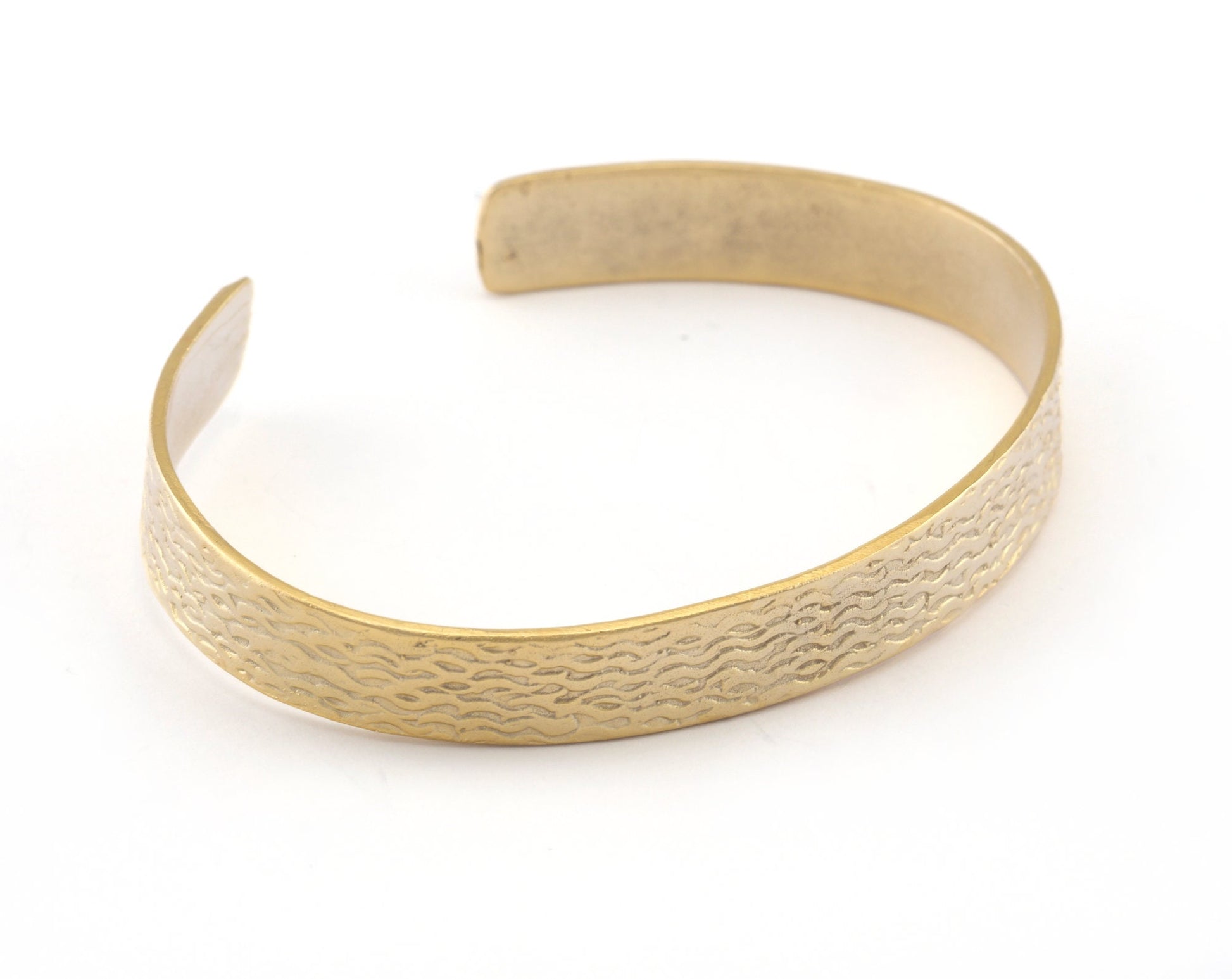 Textured Bracelet Matte Gold Plated Brass 1 pc. (65mm inner size - Adjustable ) OZ2970