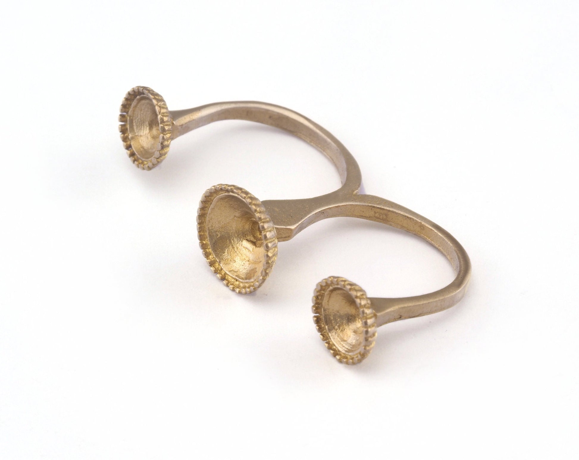 Ring Two Finger Adjustable Ring Bezel (10 - 8mm) Raw brass - Antique Silver - Antique Bronze (18mm 8US inner size - Adjustable ) OZ2649