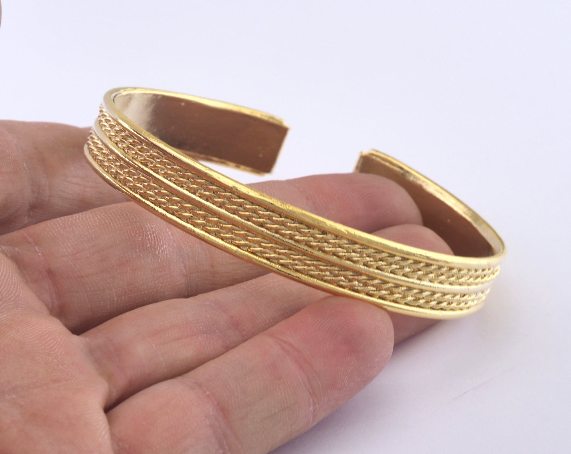 Textured Bracelet Shiny Gold Plated Brass 1 pc. (64mm inner size - Adjustable ) OZ2967