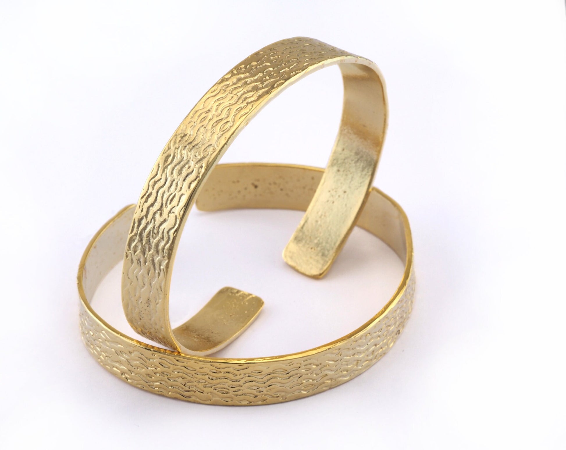 Textured Bracelet Shiny Gold Plated Brass 1 pc. (65mm inner size - Adjustable ) OZ2970