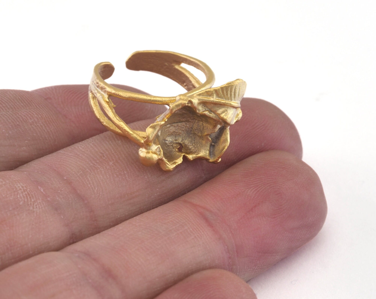Ring Flower Leaf Adjustable Bezel - Matte Gold Plated brass (17mm 7US inner size - Adjustable ) OZ2986