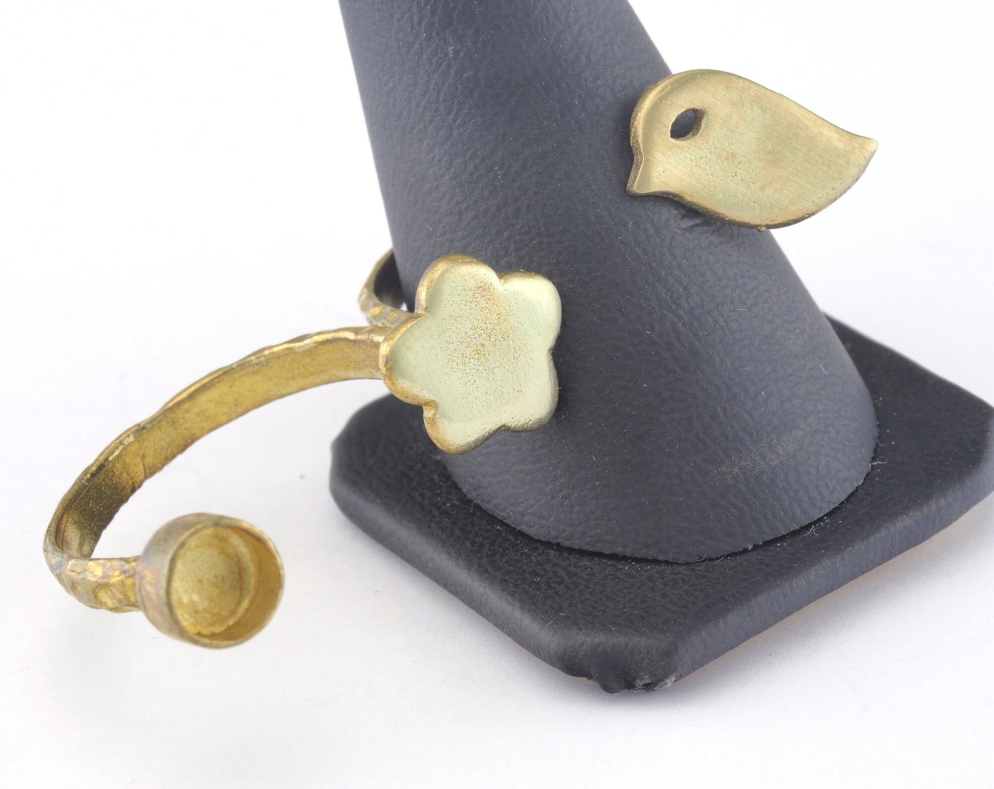 Ring Bird Flower Adjustable Ring Bezel Raw brass (18mm 8US inner size - Adjustable ) OZ2687