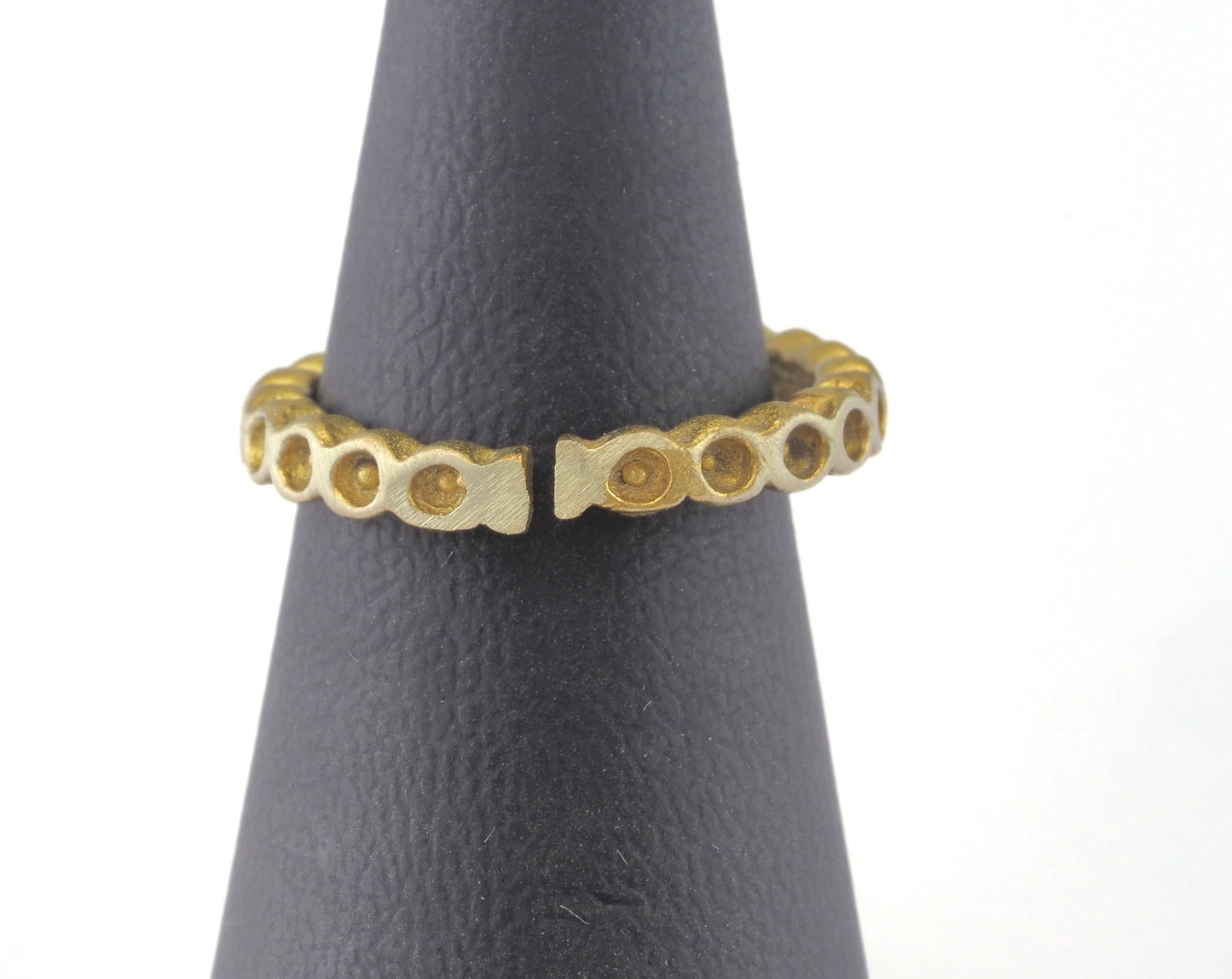 Ring Adjustable Ring Bezel - Loop Raw brass (16mm 5US inner size - Adjustable ) OZ2694
