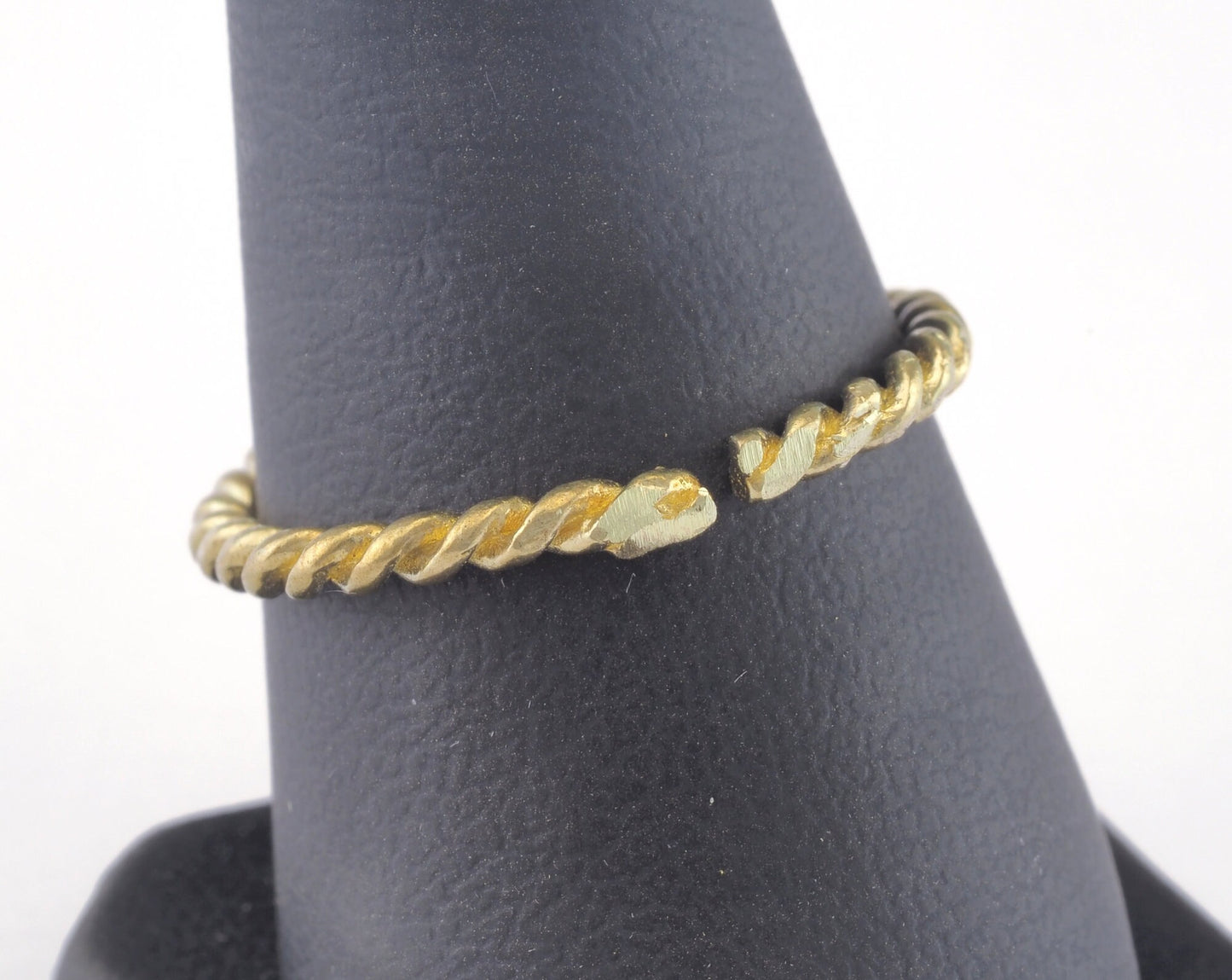 Ring Swirl Adjustable Ring Bezel - Raw brass (18.5mm 8.5US inner size - Adjustable ) OZ2714