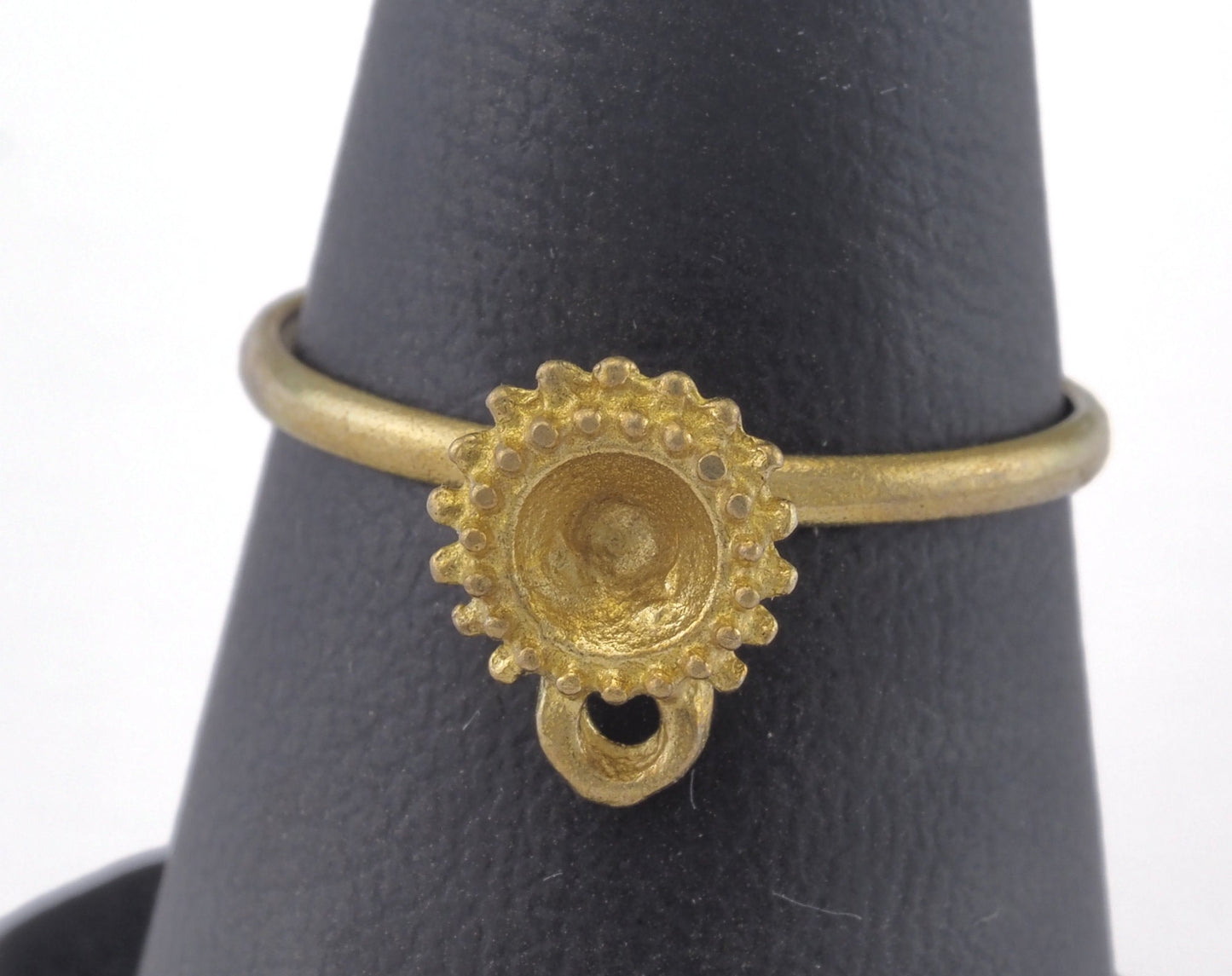 Ring Adjustable Ring Bezel - Loop Raw brass (18mm 7.5US inner size - Adjustable ) OZ2715