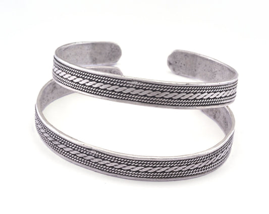 Textured Bracelet Antique Silver Plated Brass Adjustable (63mm inner size - Adjustable ) OZ2971