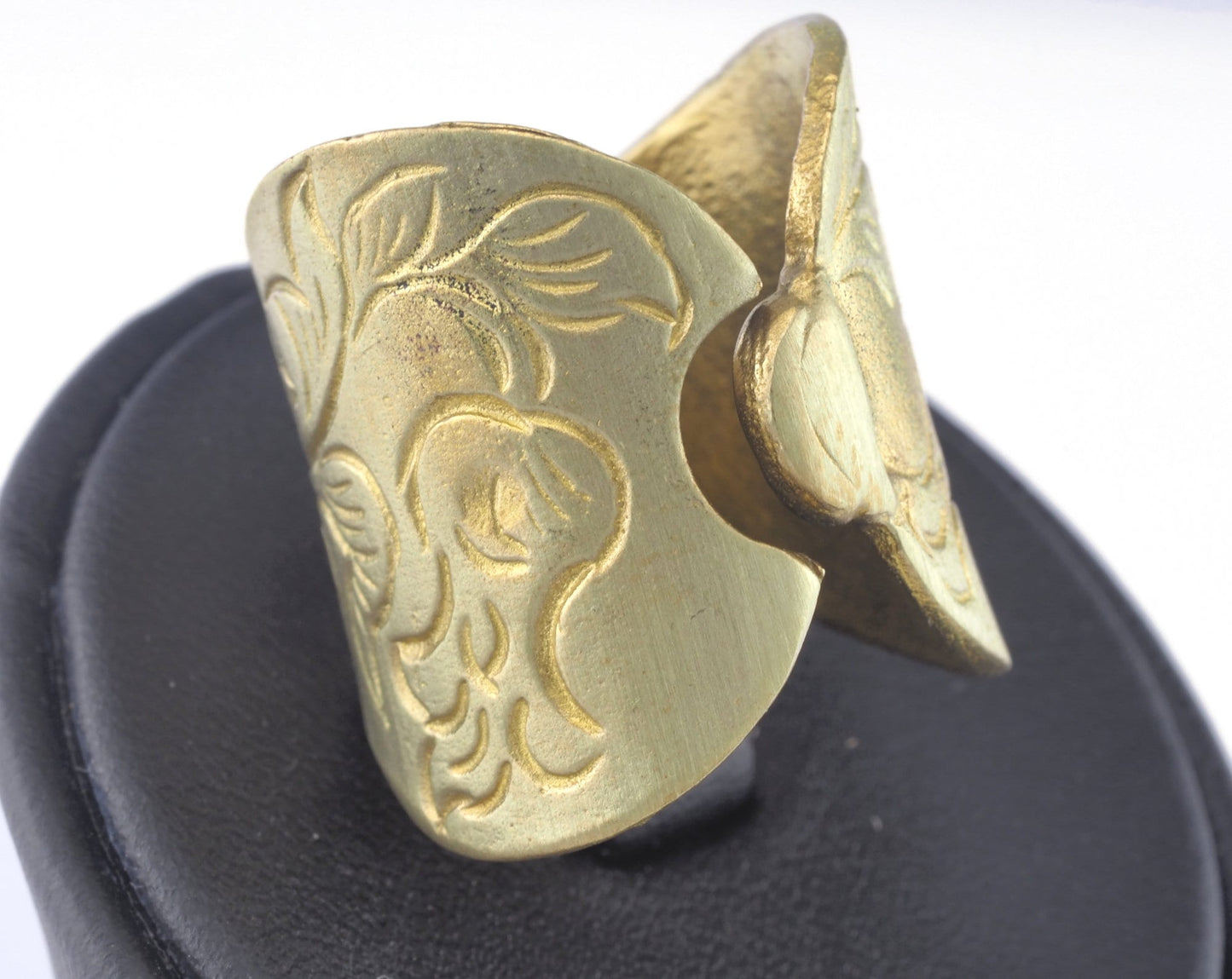 Flower Ring Adjustable Ring Raw brass (18mm 8US inner size) OZ2191