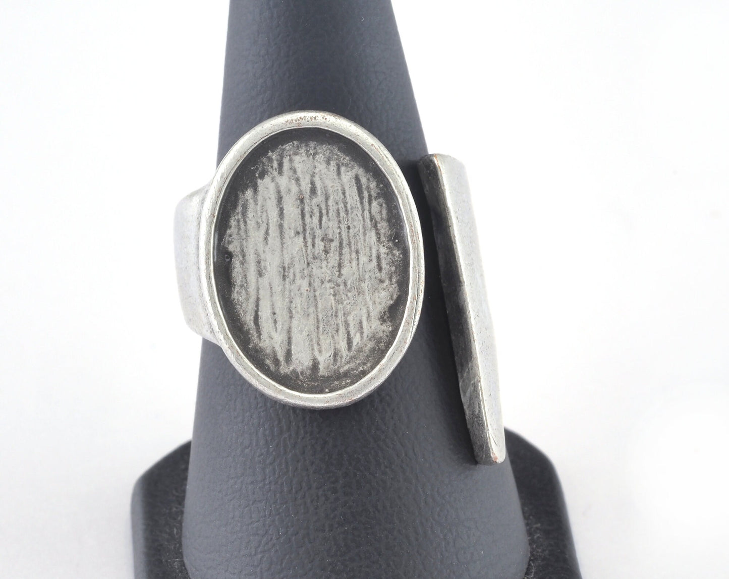 Ring Adjustable Ring 13x18 Bezel - Antique Silver Plated brass (18mm 7.5US inner size - Adjustable ) OZ2851