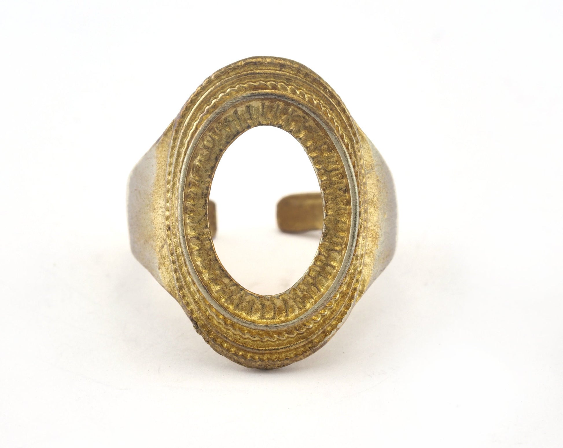 Ring Adjustable Ring Bezel - Raw brass (18mm 8US inner size - Adjustable ) OZ2826