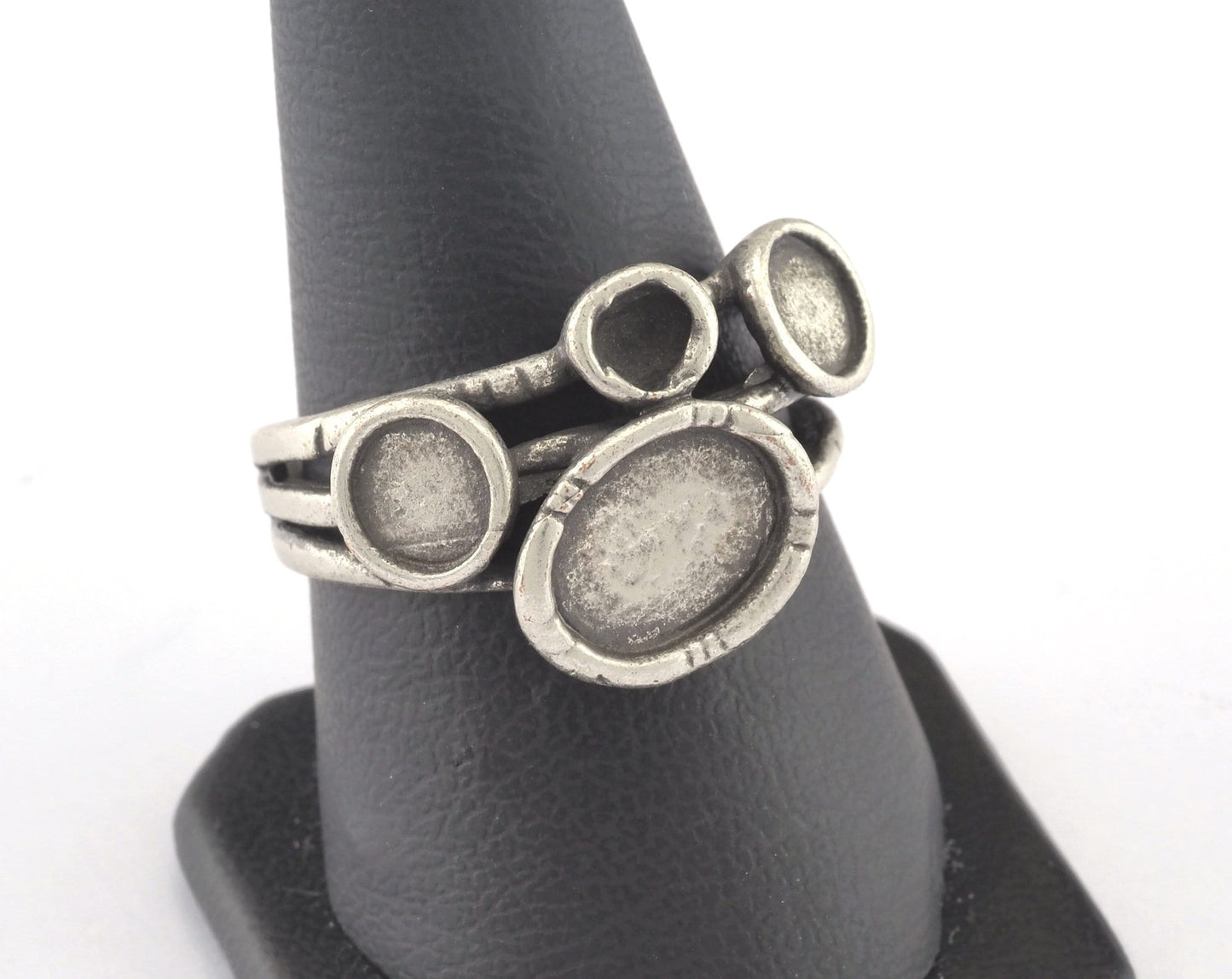 Ring Adjustable Ring Blank Bezel Antique silver plated brass (18mm 8US inner size - Adjustable ) 684