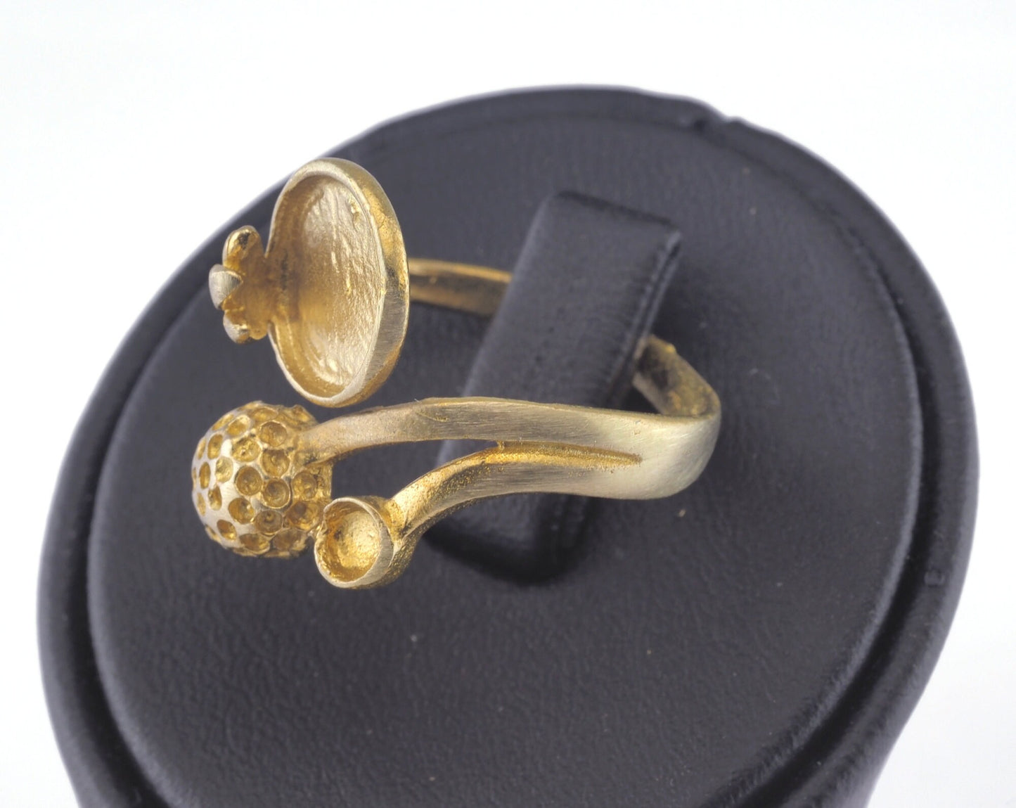 Ring Adjustable Ring Bezel - Raw brass (19mm 9US inner size - Adjustable ) OZ2849