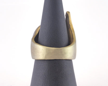 Ring Adjustable Ring 13x18 Bezel - Raw brass (18mm 7.5US inner size - Adjustable ) OZ2851