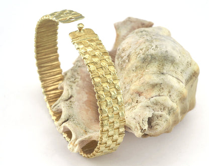 Weave Shape Locked Bracelet Raw Brass (60mm inner size - Adjustable ) OZ3153