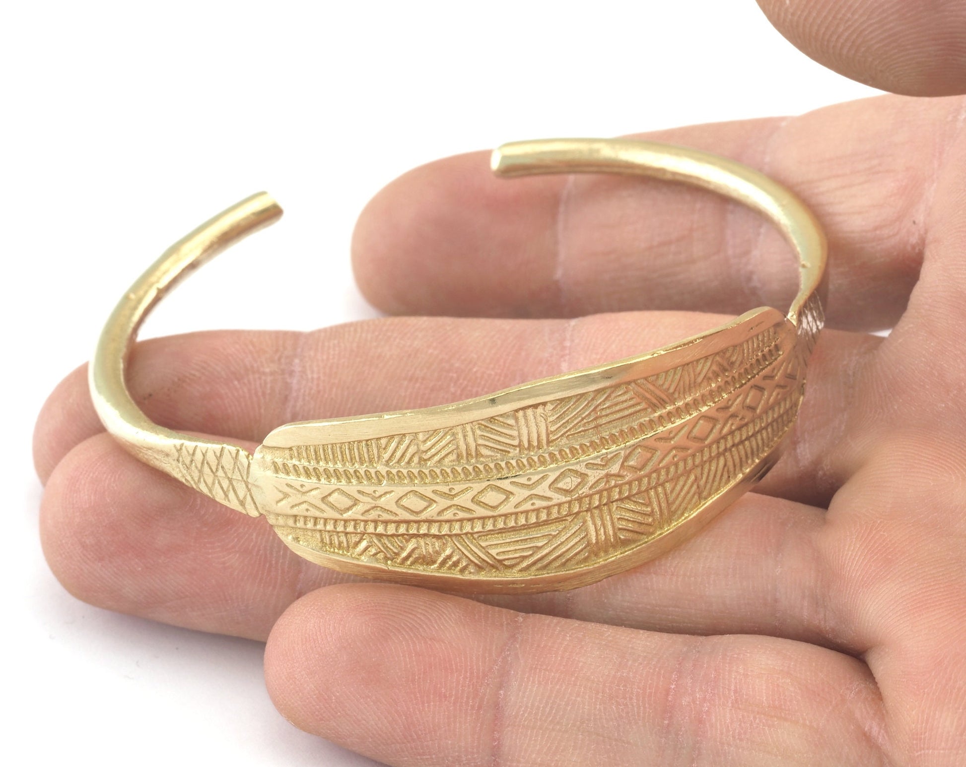 Textured Bracelet Raw Brass (64mm inner size - Adjustable ) OZ3154