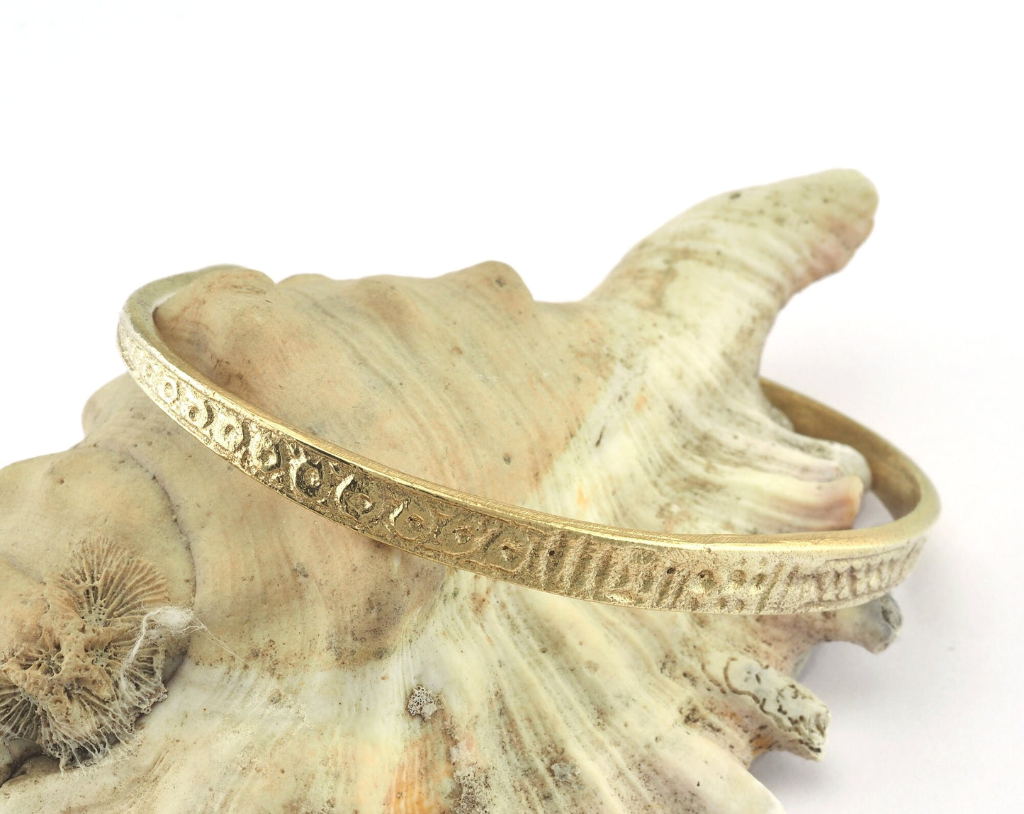 Old symbols Bracelet Raw Brass (55 mm inner size - Adjustable ) OZ3178