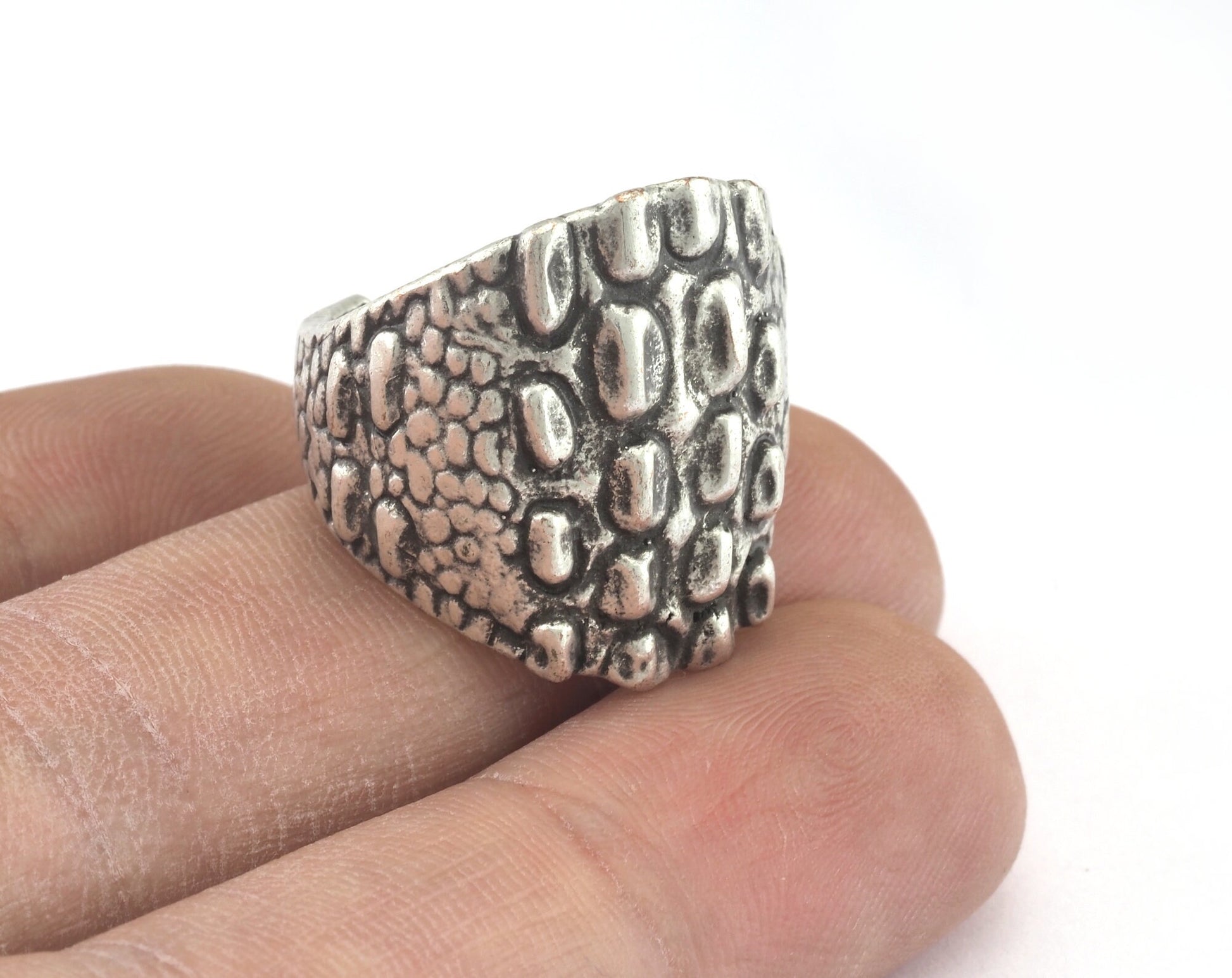 Crocodile Skin Ring Adjustable Ring Antique Silver Plated brass (18mm 7.5US inner size) OZ2753