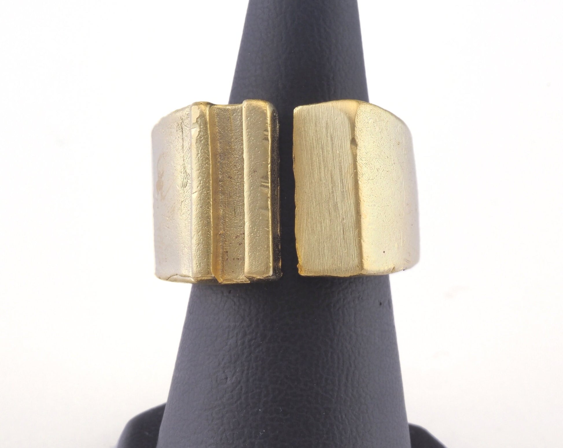 Ring Adjustable Matte Gold Plated brass (17.5mm 7US inner size - Adjustable ) OZ2976