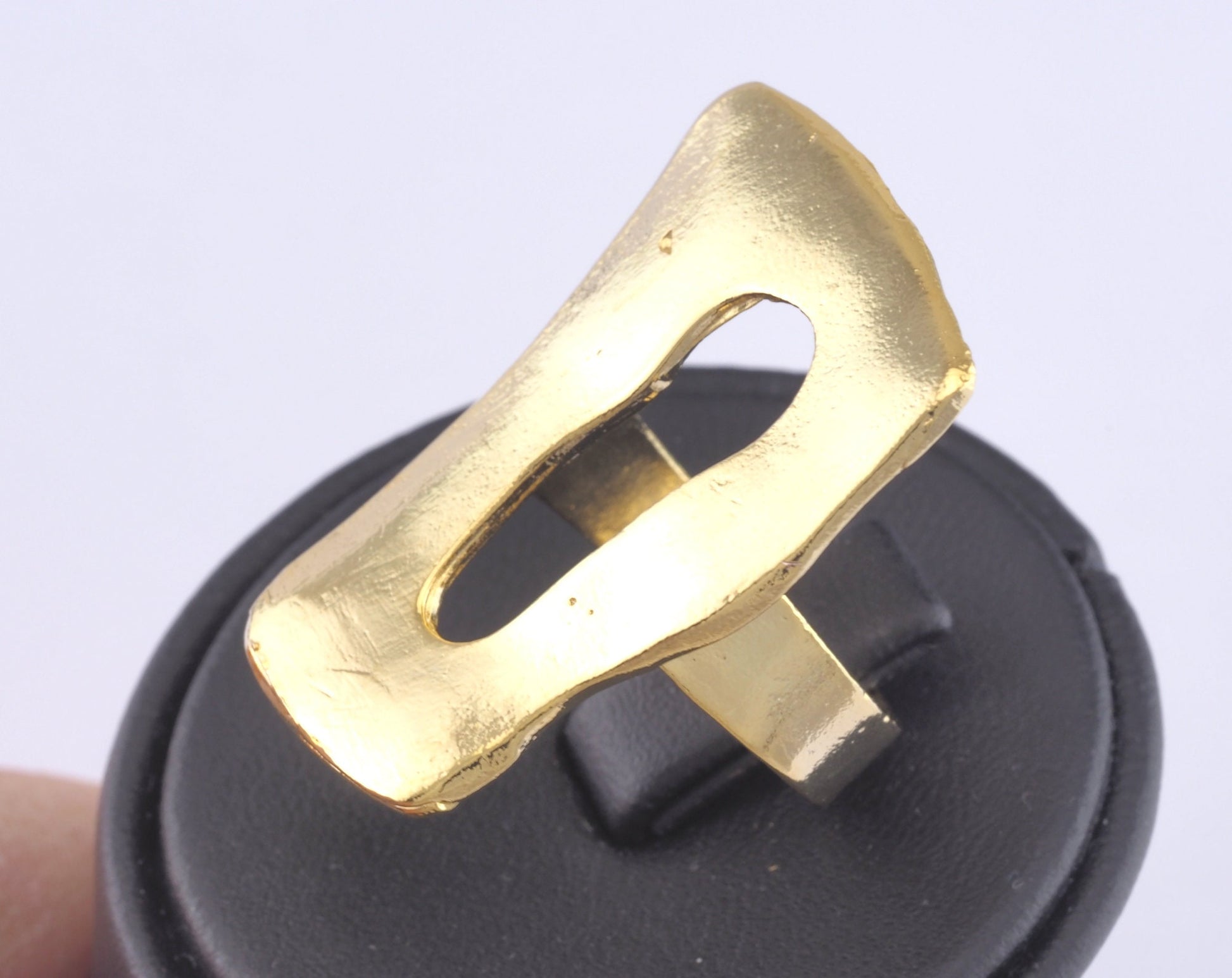 Adjustable Shiny Gold Plated brass (18mm 8US inner size) OZ2975