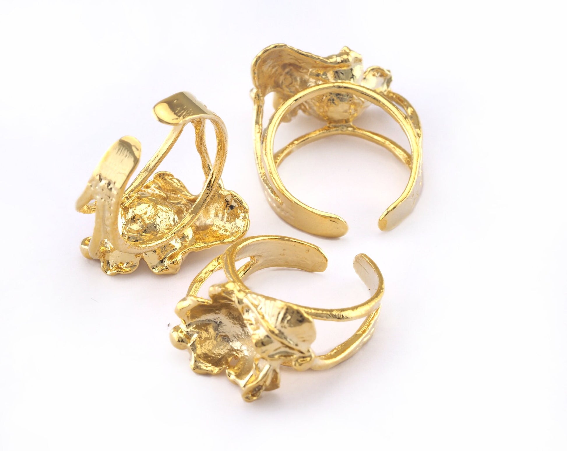 Ring Flower Leaf Adjustable Bezel - Shiny Gold Plated brass (17mm 7US inner size - Adjustable ) Oz2986
