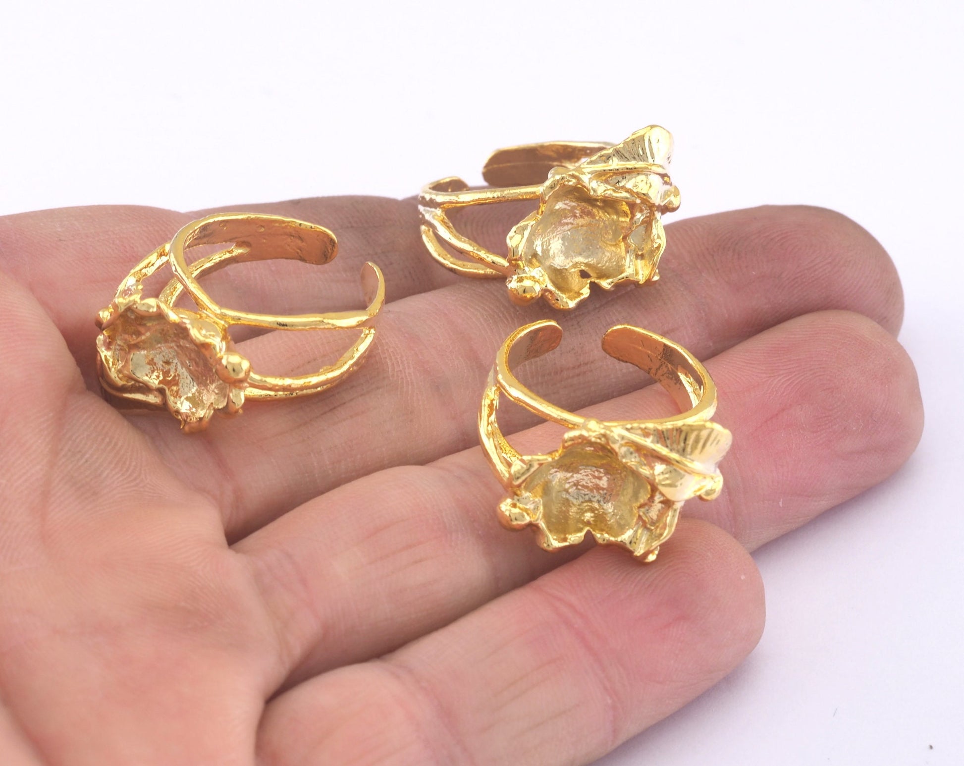 Ring Flower Leaf Adjustable Bezel - Shiny Gold Plated brass (17mm 7US inner size - Adjustable ) Oz2986