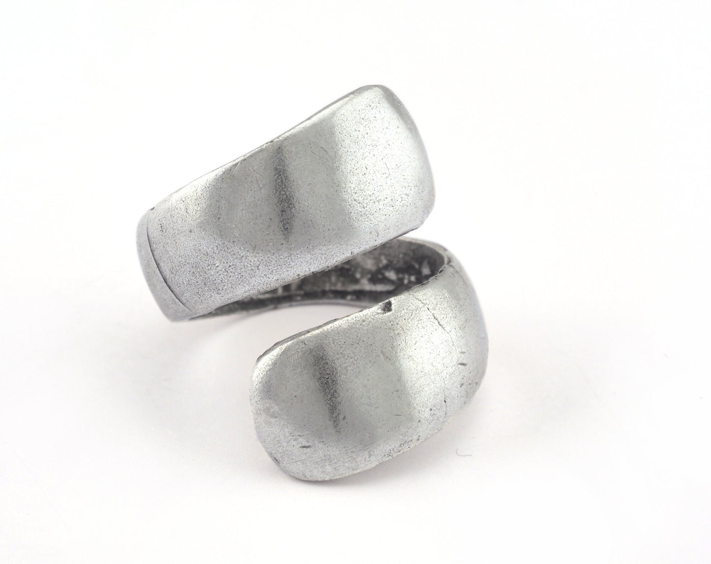 Adjustable Wrap Ring Antique Silver plated brass (18mm 8US inner size) Oz2987