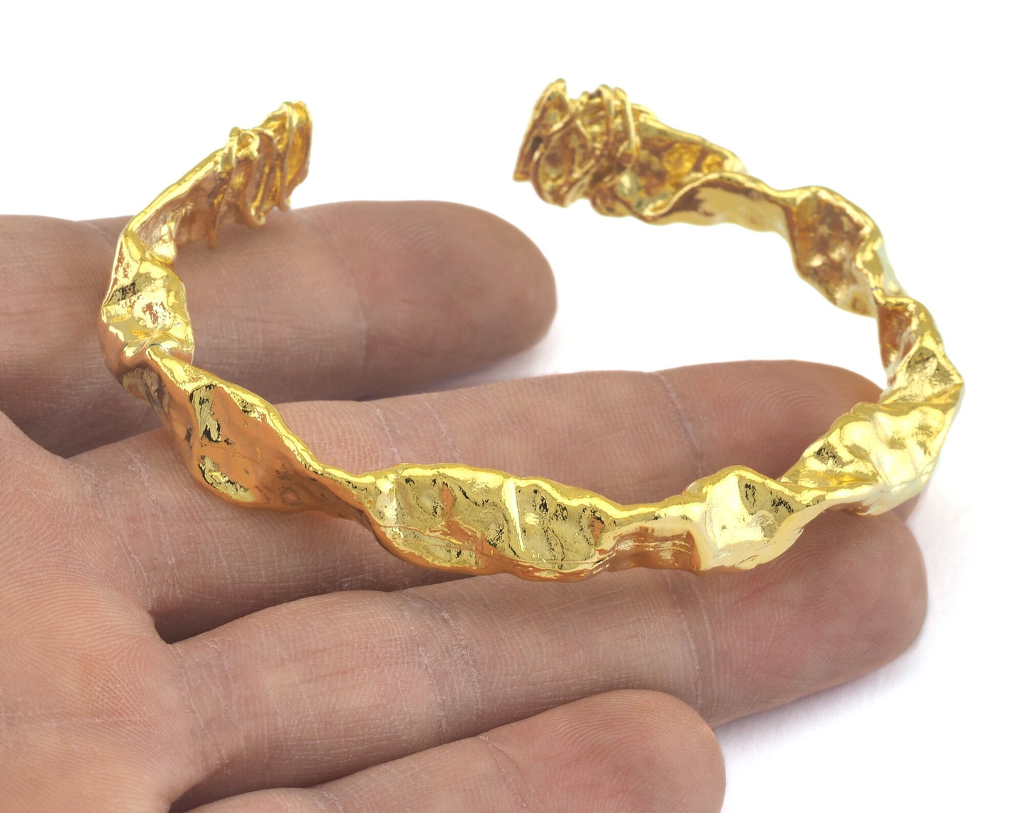 Organic Shape Bracelet Shiny Gold Plated Brass (64mm inner size - Adjustable ) OZ3149