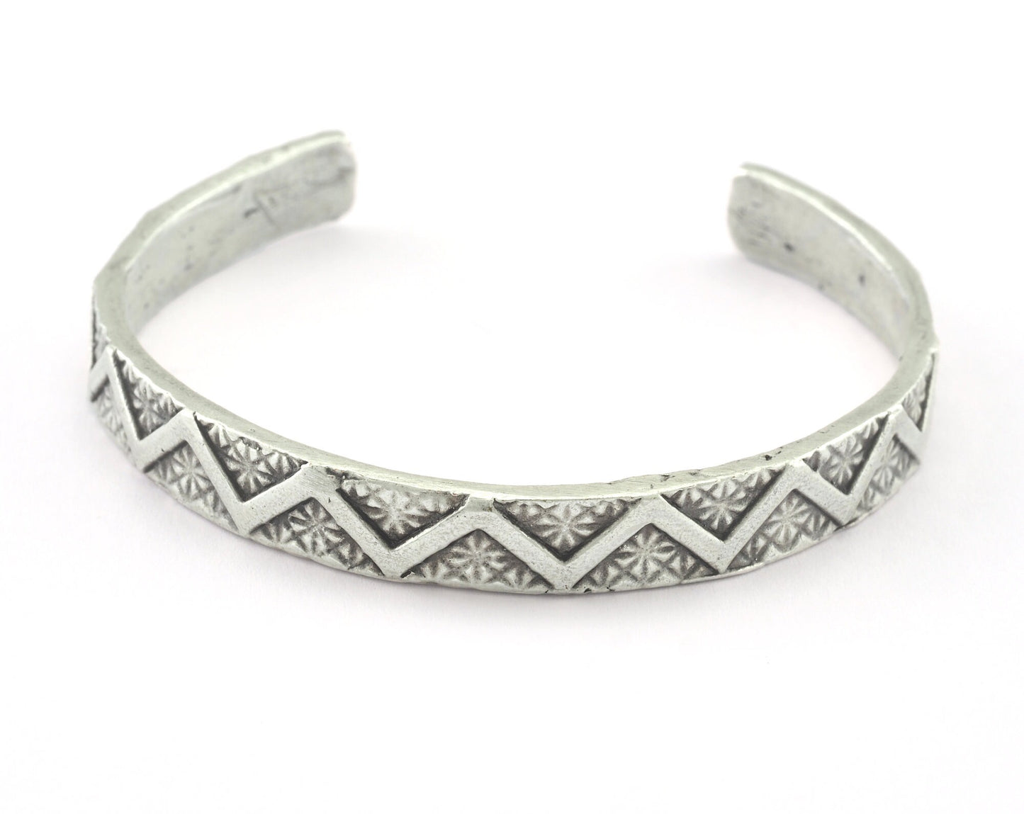 Cuff Bracelet Wave textured Adjustable Antique Silver Plated Brass (60mm inner size - Adjustable ) OZ3161