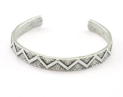 Cuff Bracelet Wave textured Adjustable Antique Silver Plated Brass (60mm inner size - Adjustable ) OZ3161