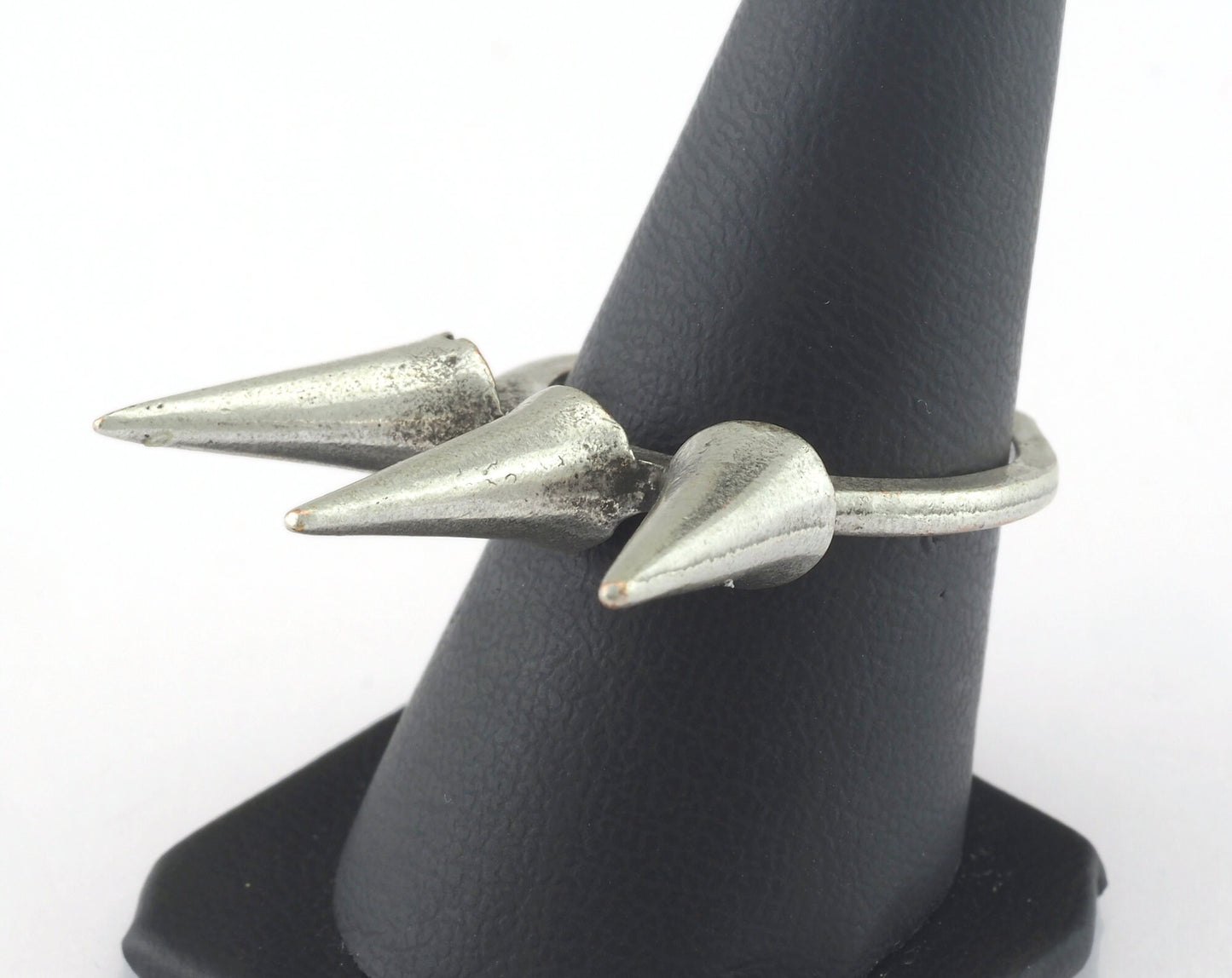 Spike Adjustable Ring Antique Silver Plated brass (18mm 8US inner size) OZ3244