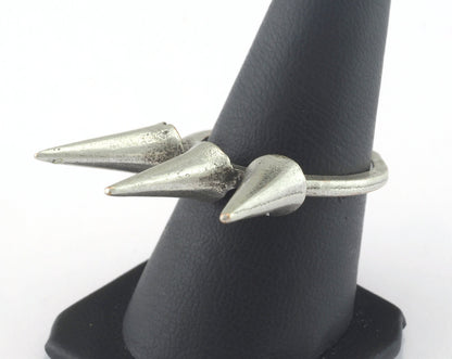 Spike Adjustable Ring Antique Silver Plated brass (18mm 8US inner size) OZ3244