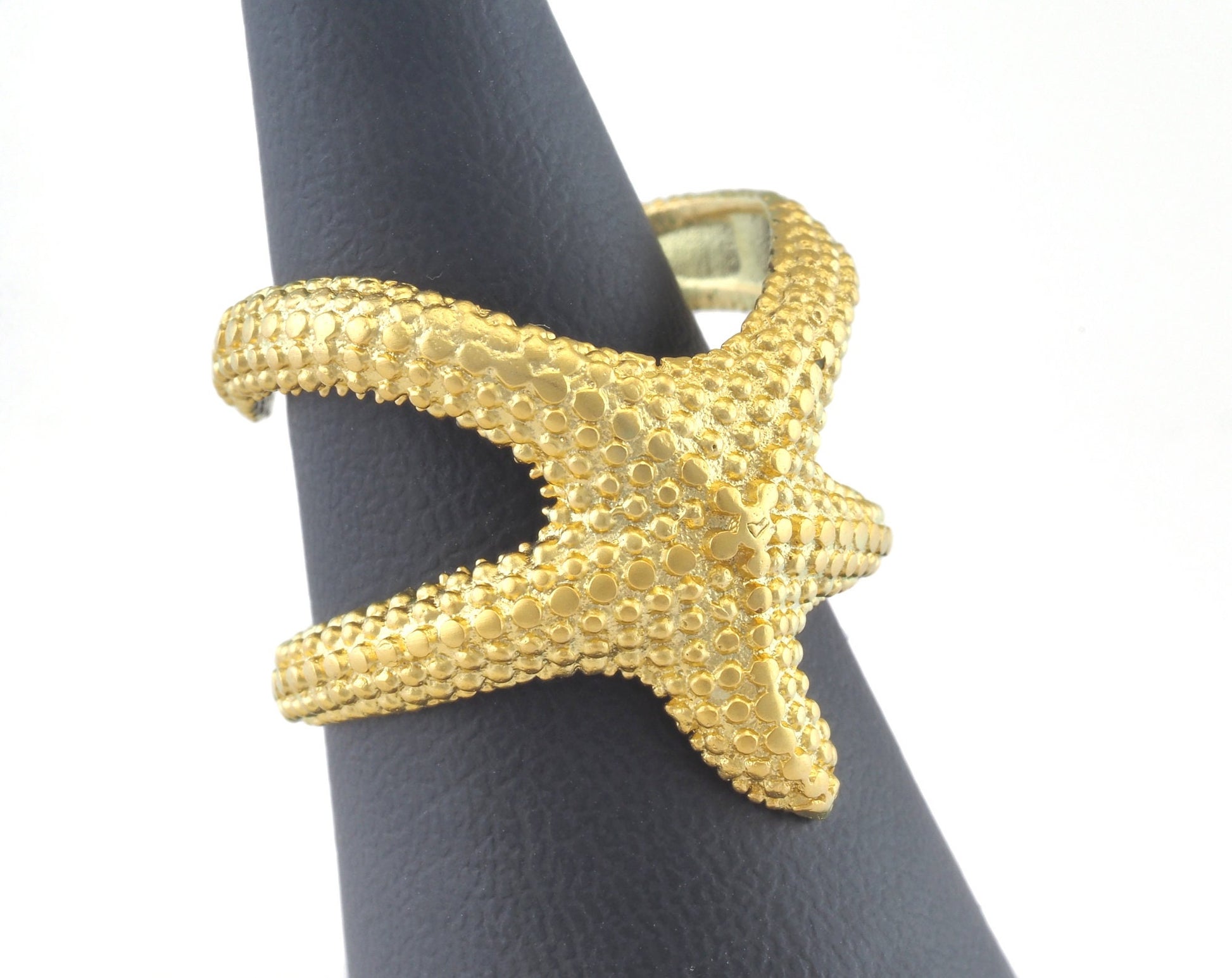 Starfish Adjustable Ring Shiny Gold Plated brass (18mm 8US inner size) OZ3065