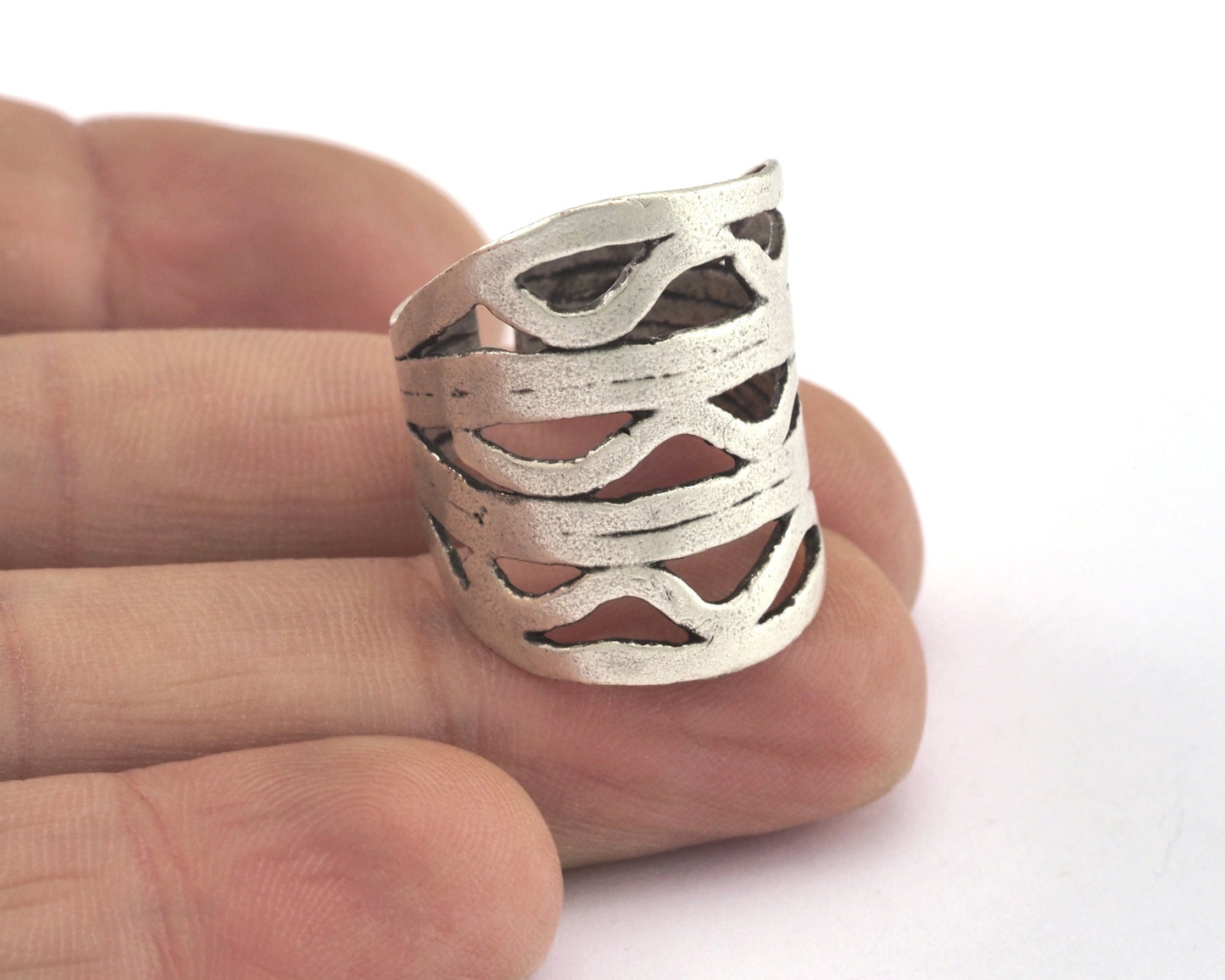 Adjustable Antique silver plated brass (18mm 8US inner size) Oz2992