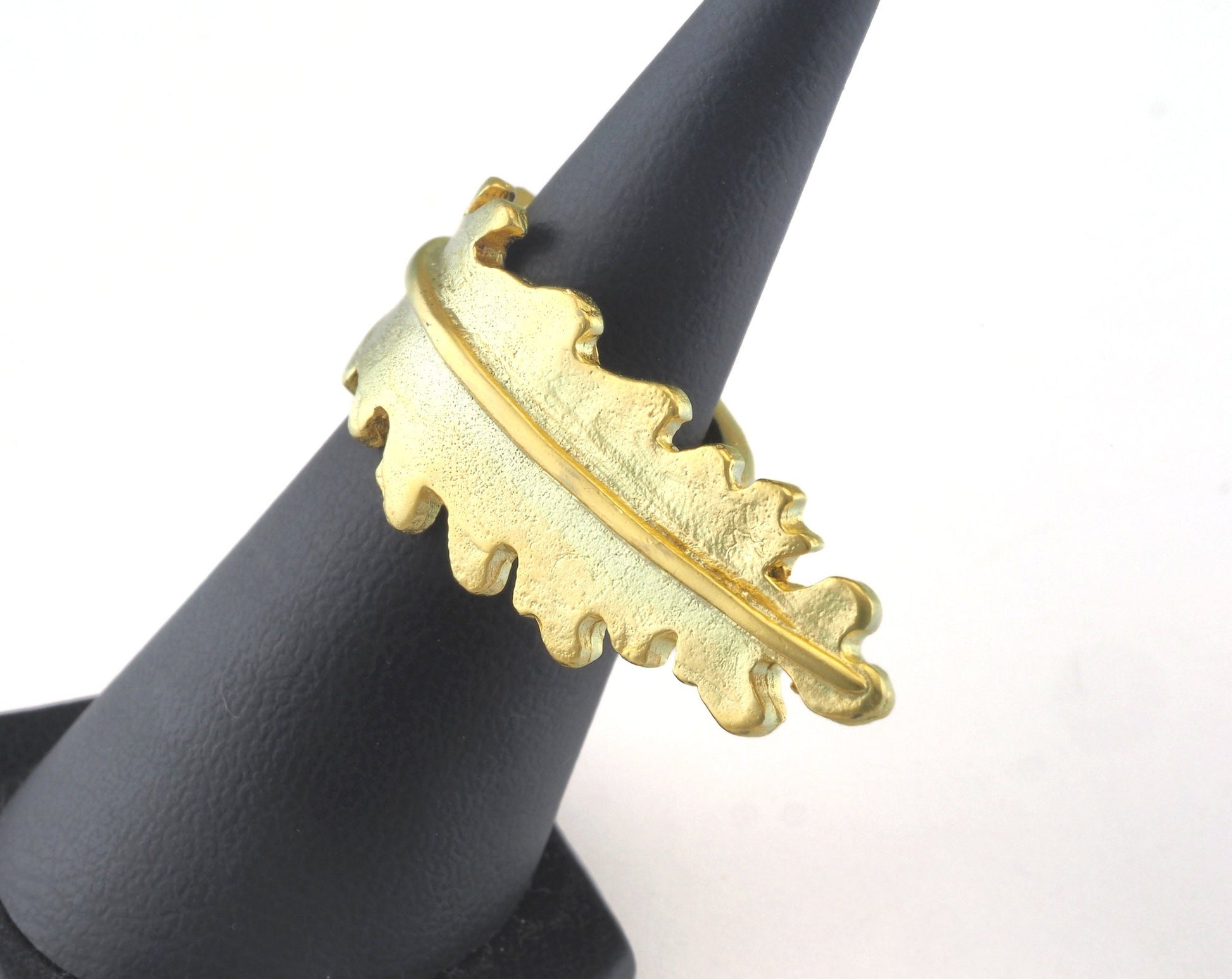 Leaf Ring Adjustable Matte Gold Plated Brass (16mm 5US inner size) Oz3072