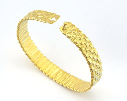 Locked Bracelet Weave Shape Shiny Gold Plated Brass (60mm inner size - Adjustable ) OZ3153