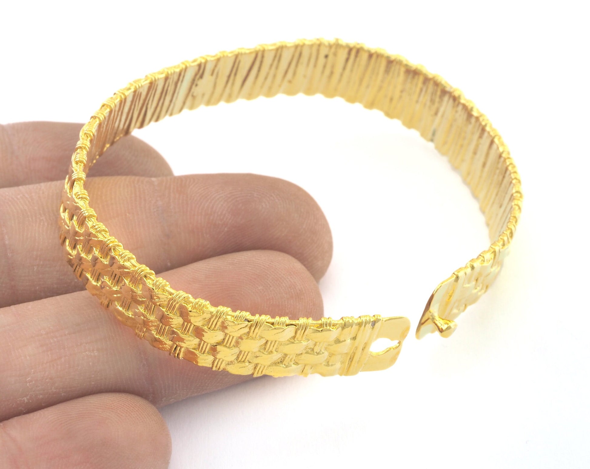 Locked Bracelet Weave Shape Shiny Gold Plated Brass (60mm inner size - Adjustable ) OZ3153