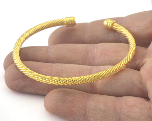 Swirl Bracelet Shiny Gold Plated Brass Adjustable (62mm inner size - Adjustable ) OZ3156