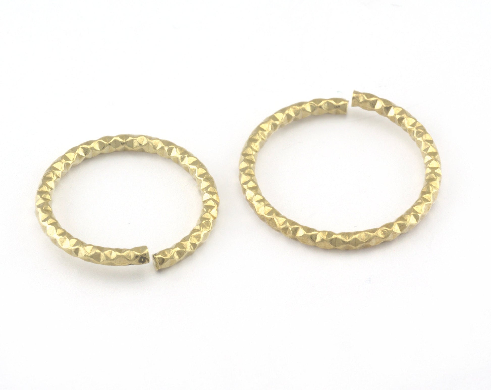 stacking ring, circle ring, Round ring knuckle ring, raw brass adjustable textured 22.5mm (hole 18.5mm 8.5US 58 ) 3083