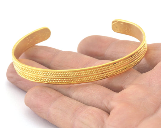 Textured Bracelet Matt Gold Plated Brass Adjustable (64mm inner size - Adjustable ) OZ3170