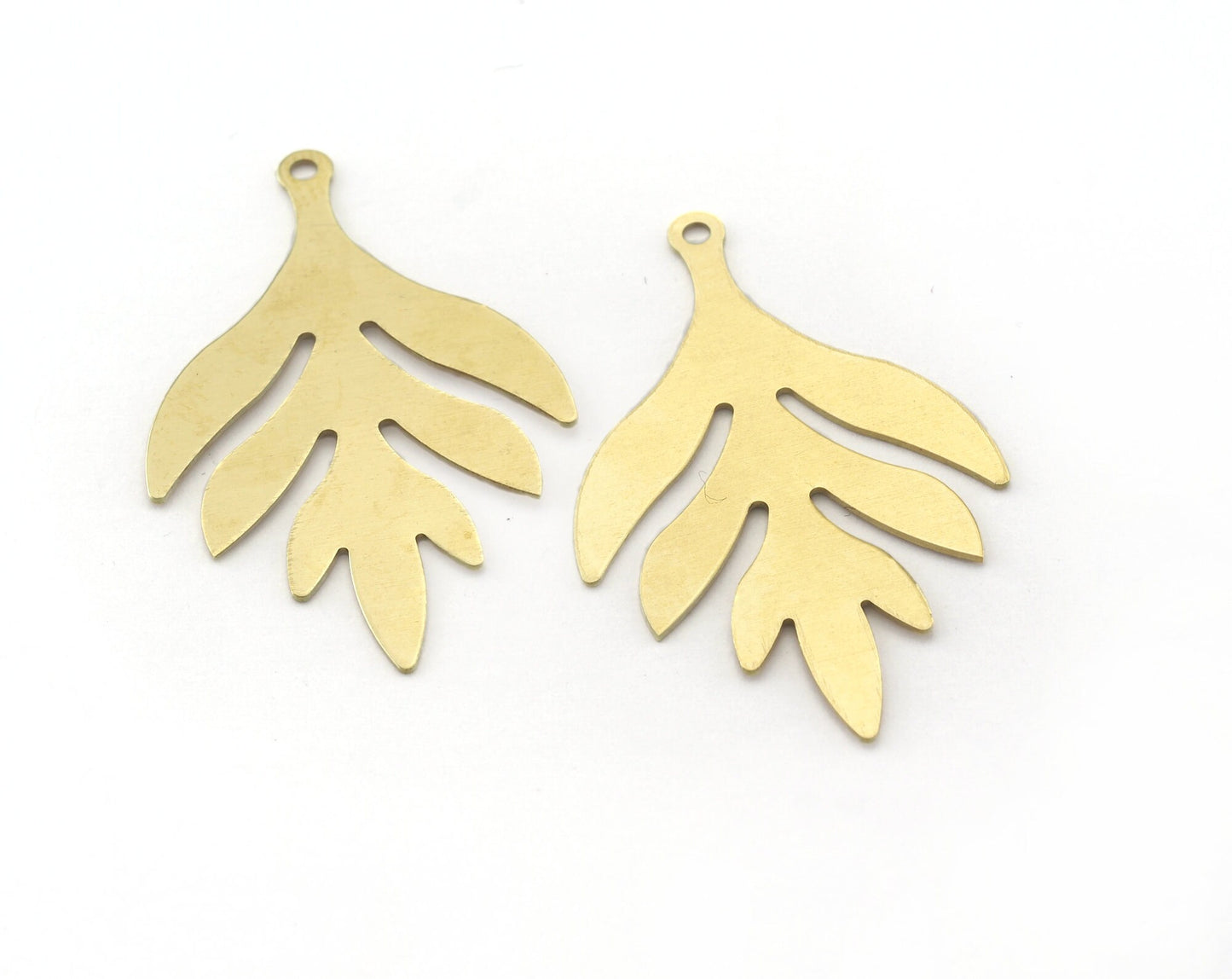 Leaf shape charms 36mm raw brass findings 3320-117