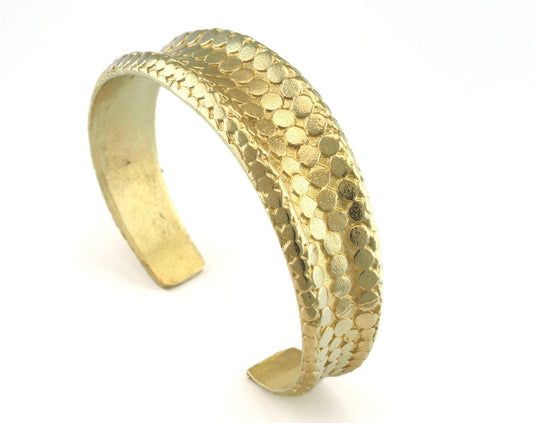 Dotted Shape Bracelet Raw Brass (60mm inner size - Adjustable ) OZ3155