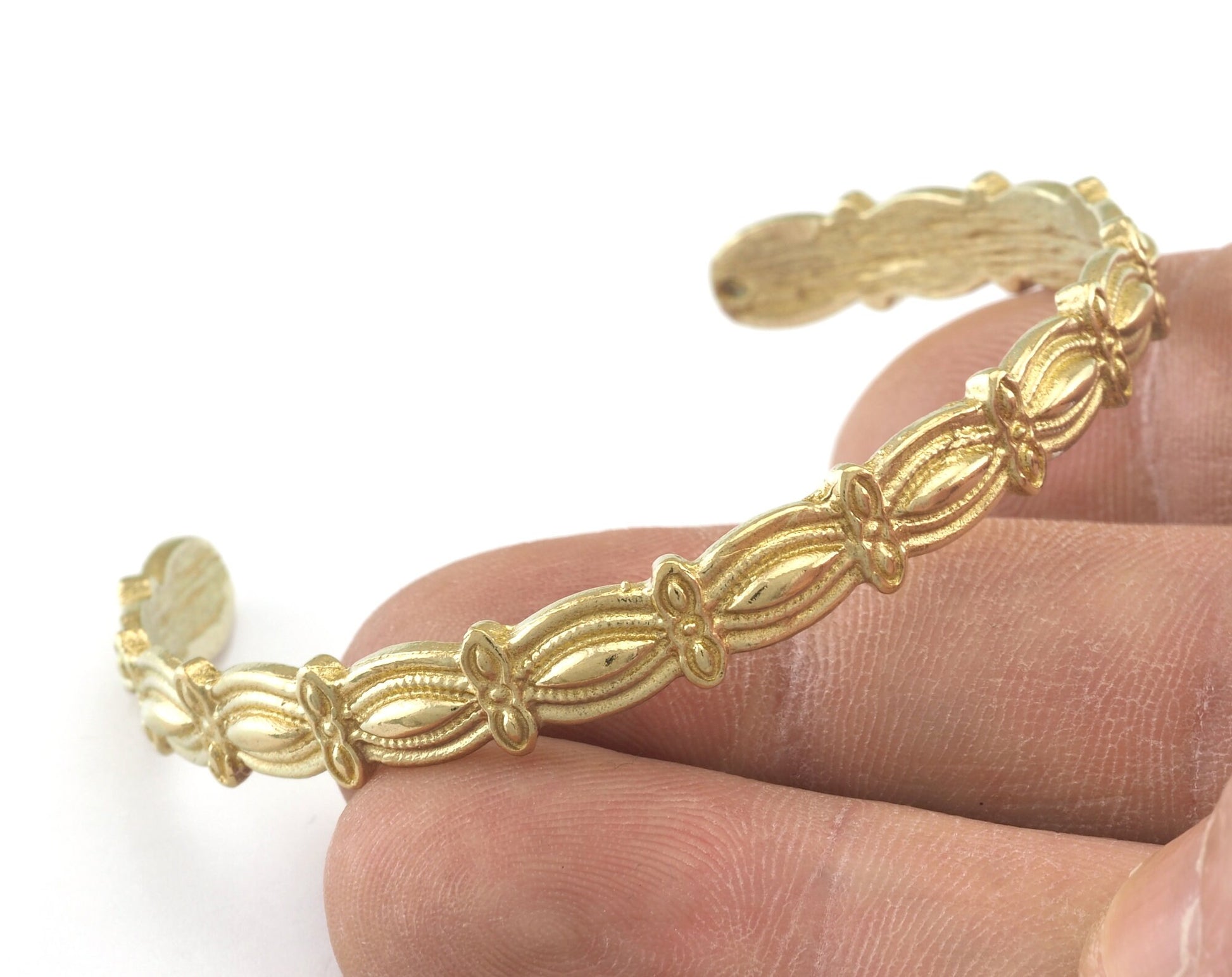 Cuff Bracelet Raw Brass (55mm inner size - Adjustable ) OZ3166