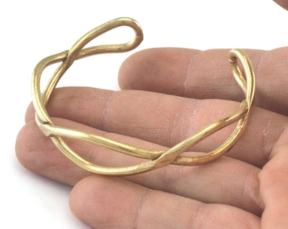 Wire Bracelet Raw Brass (58mm inner size - Adjustable ) OZ3169