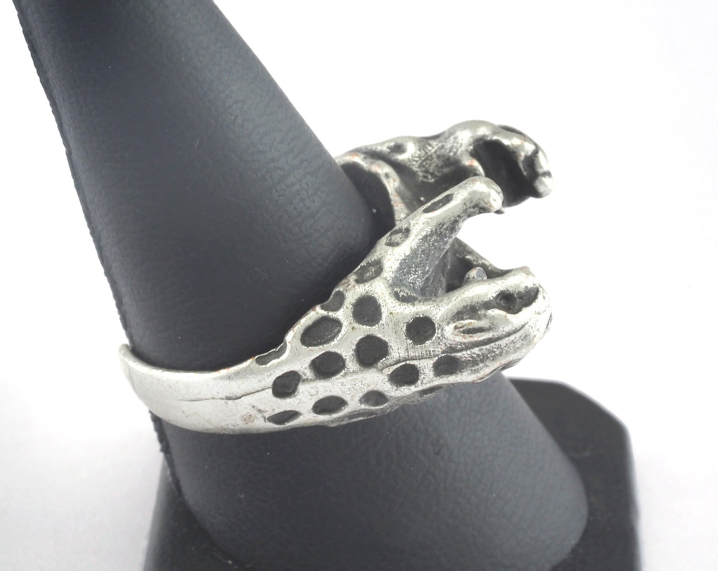 Leopard Ring Adjustable Ring Antique Silver Plated brass (18.5mm 8.5US inner size) OZ2830