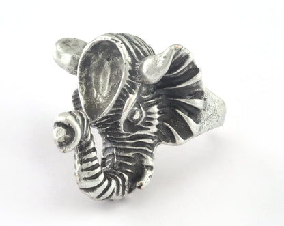Ring Elephant Adjustable Ring Bezel - Antique Silver Plated brass (18mm 8US inner size - Adjustable ) OZ3185