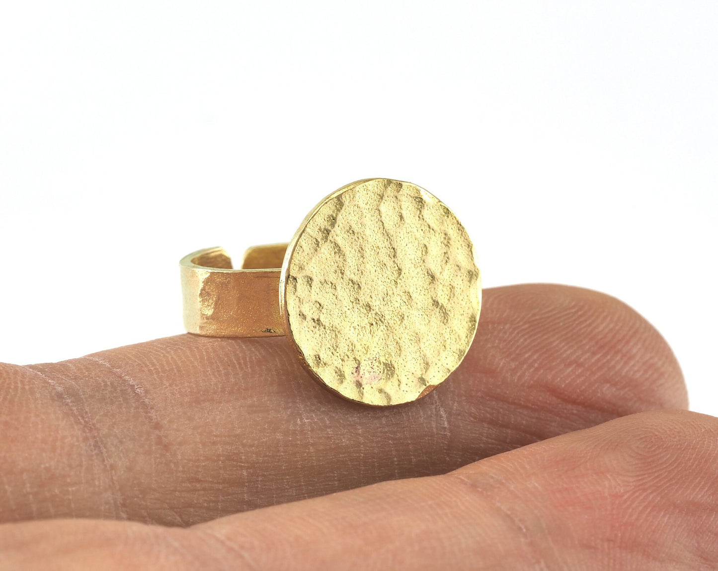 Signet Ring Hammered Adjustable, Blank 16mm - Raw Brass (17mm 7US inner size - Adjustable ) OZ2980