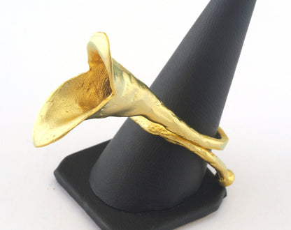 Ring Flower Adjustable Ring Matte Gold Plated Brass (18mm 8US inner size - Adjustable ) OZ3226